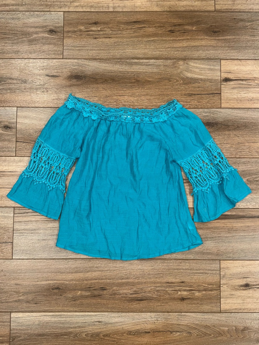 UMGEE USA Vintage Western Turquoise Off Shoulder Lace Trim Blouse Top | Size S